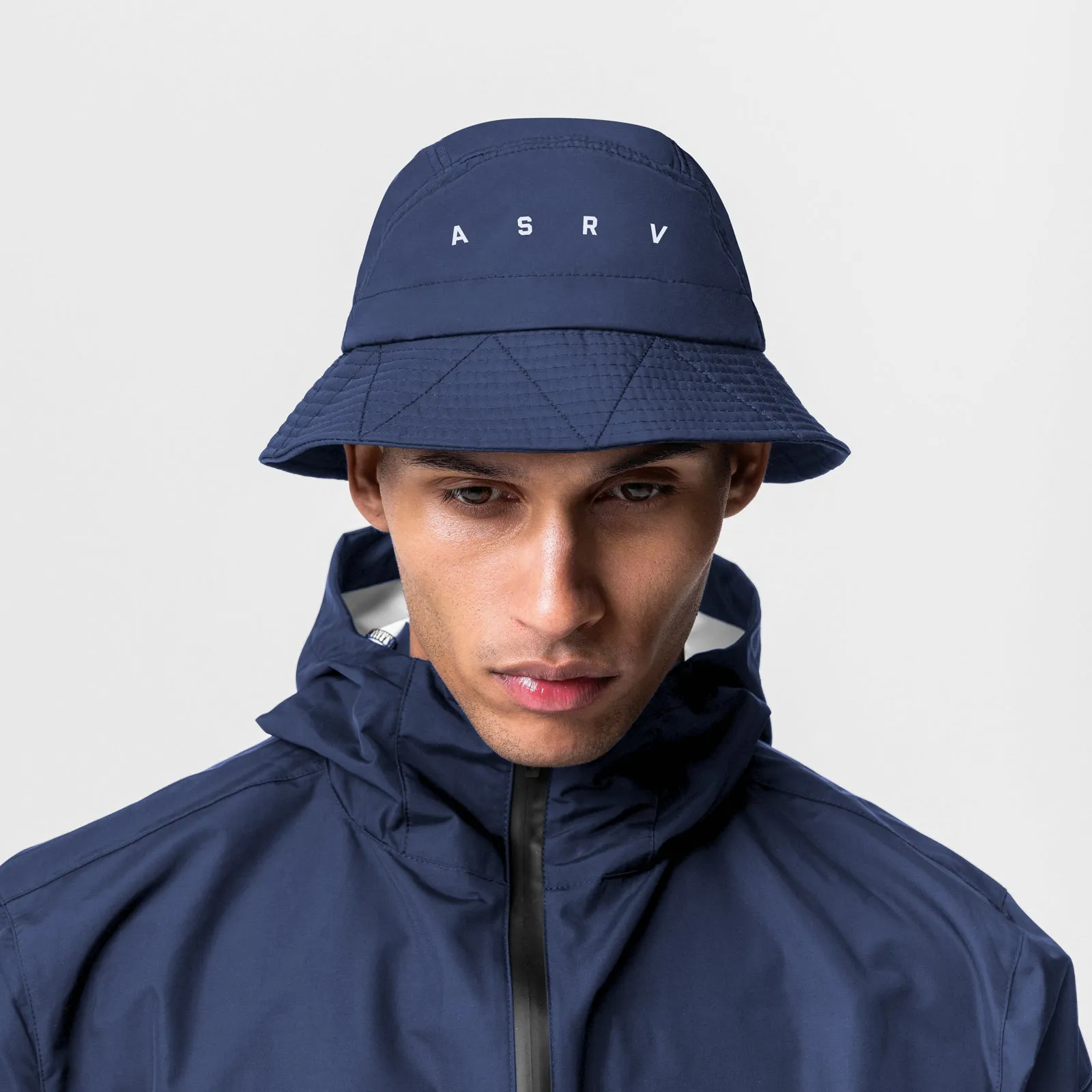 0672. Hipora® Bucket Hat - Navy "ASRV"