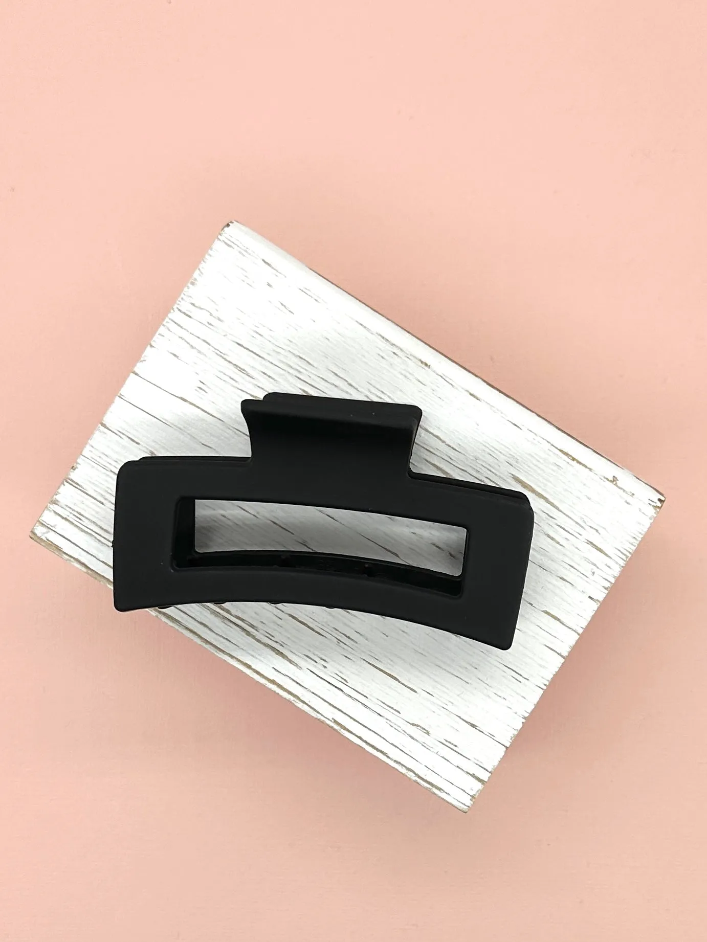 Addison Matte Claw Hairclip